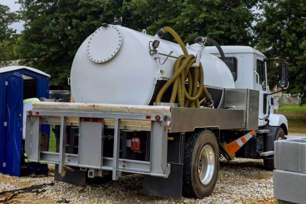 Best Sanitation services for porta potties  in Tipton, CA