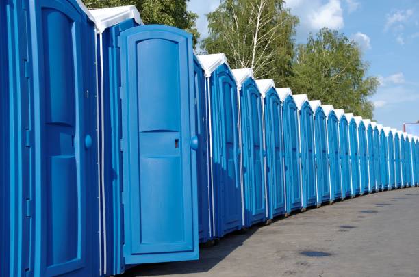 Best Portable restroom trailer rental  in Tipton, CA
